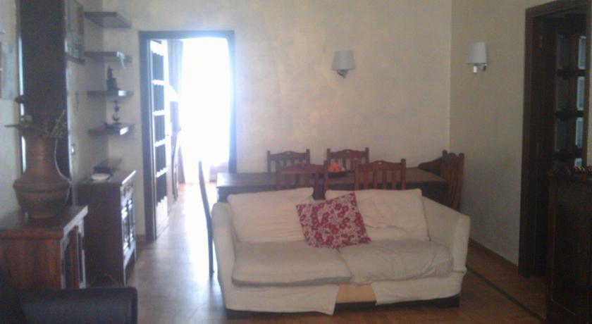 Rome Accommodation ภายนอก รูปภาพ